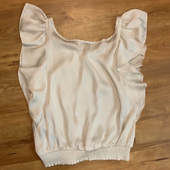Off-white/creme colored top - Picture 2 of 12